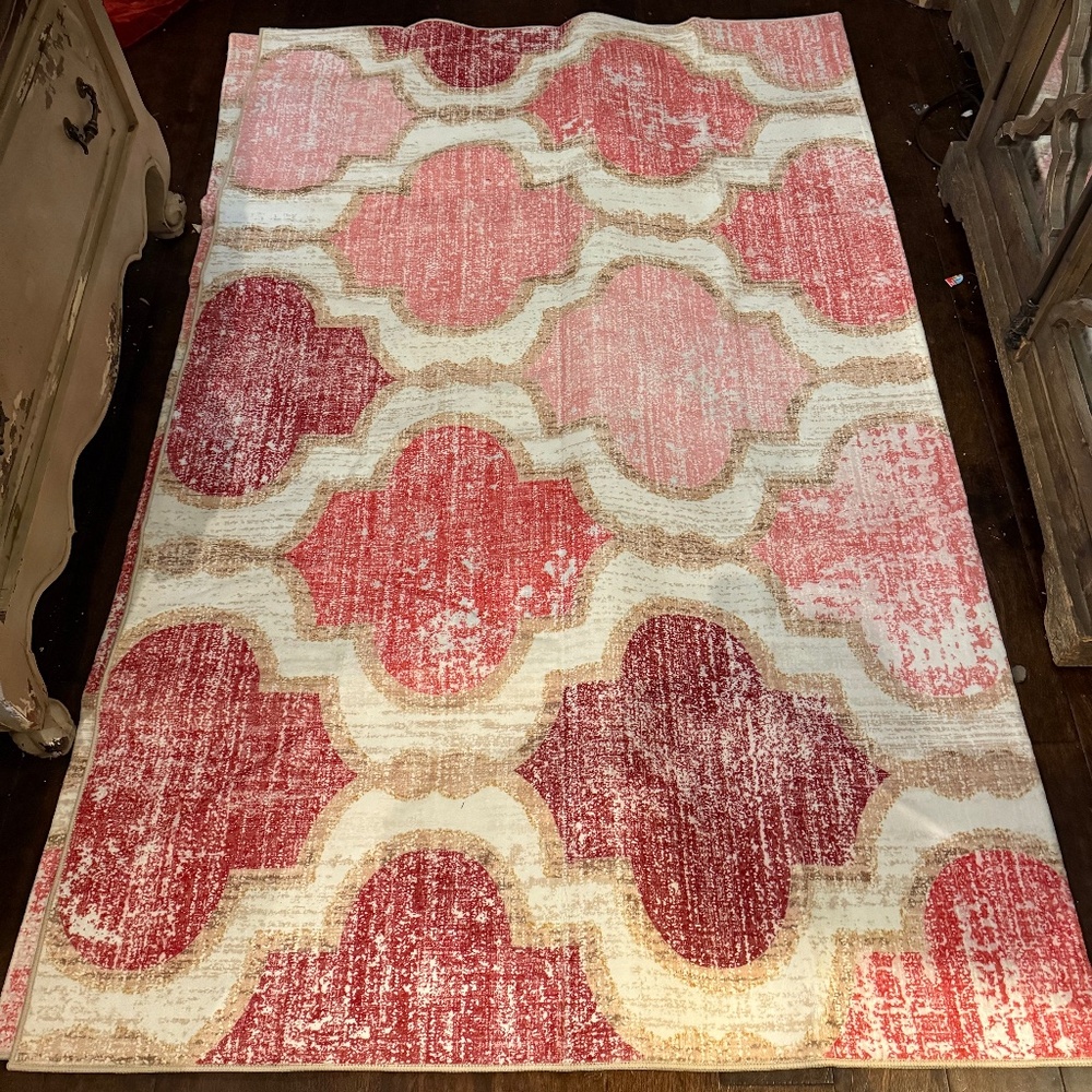 Brand New Pink & Ivory Boho Chic 8x10 Rug